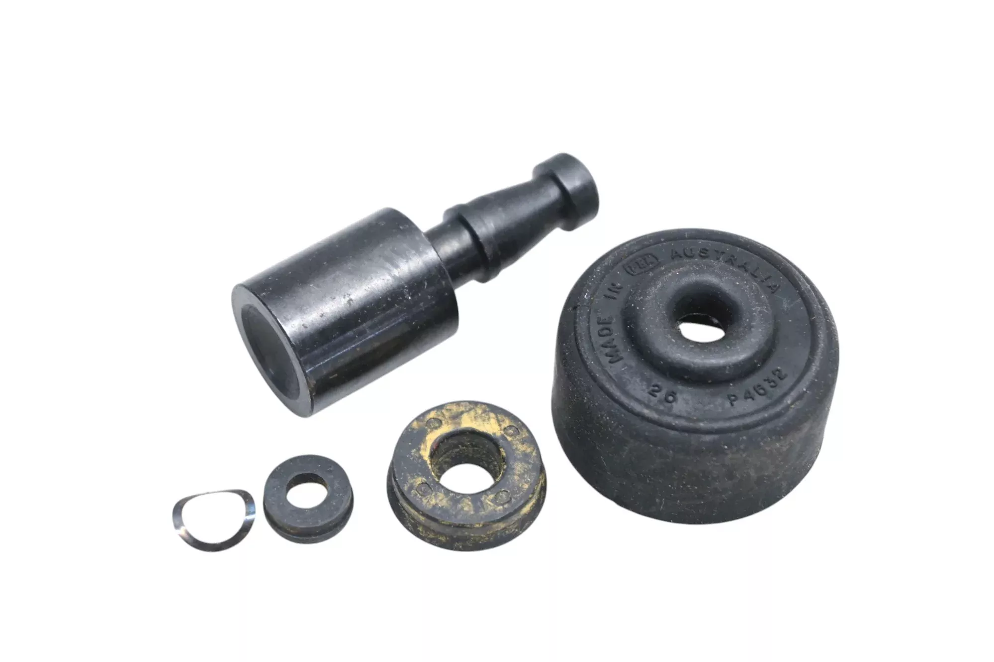 EIS M218 Master Cylinder Repair Kit NOS