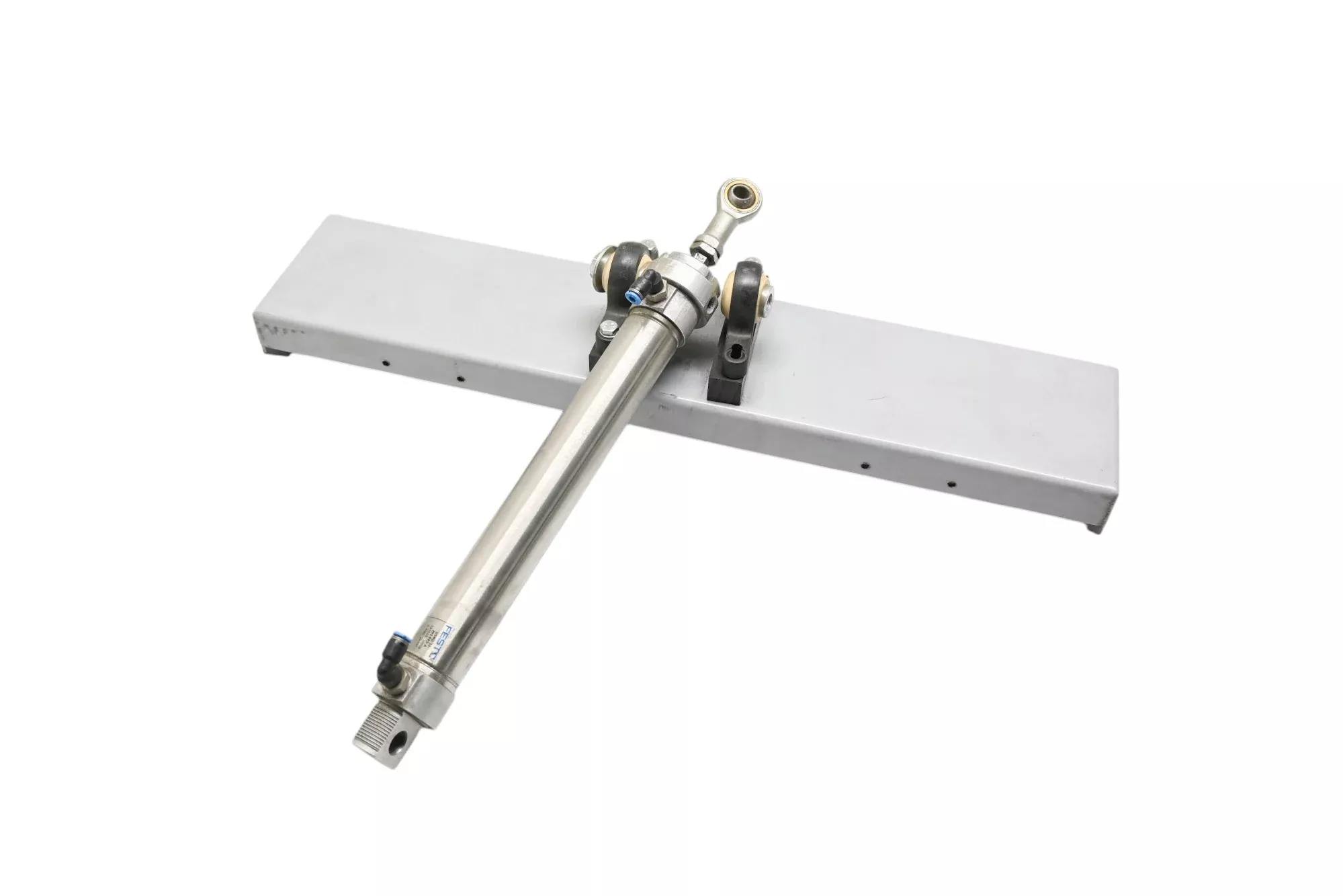 Festo DSNU-32-203-PPS-A Round Cylinder Piston Rod and Mounting Bracket
