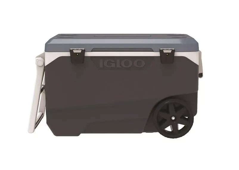 Igloo Maxcold Latitude 90‑quart Roller Cooler – Heavy‑duty Polyethylene Ice Chest In Aegean Sea/carbonite