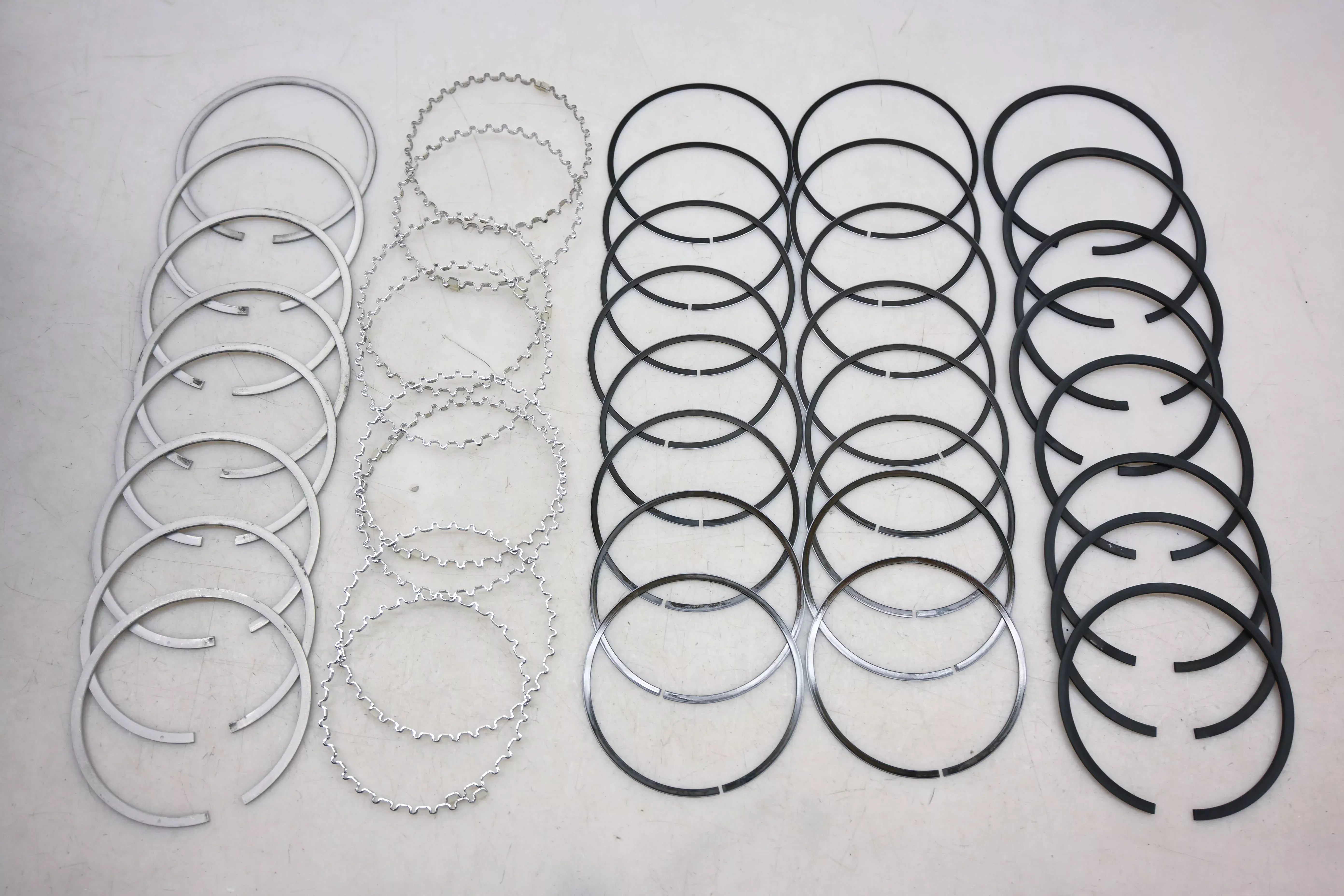 Mopar 3683819, 3683-819, J1080A Piston Ring 4.342" Kit NOS