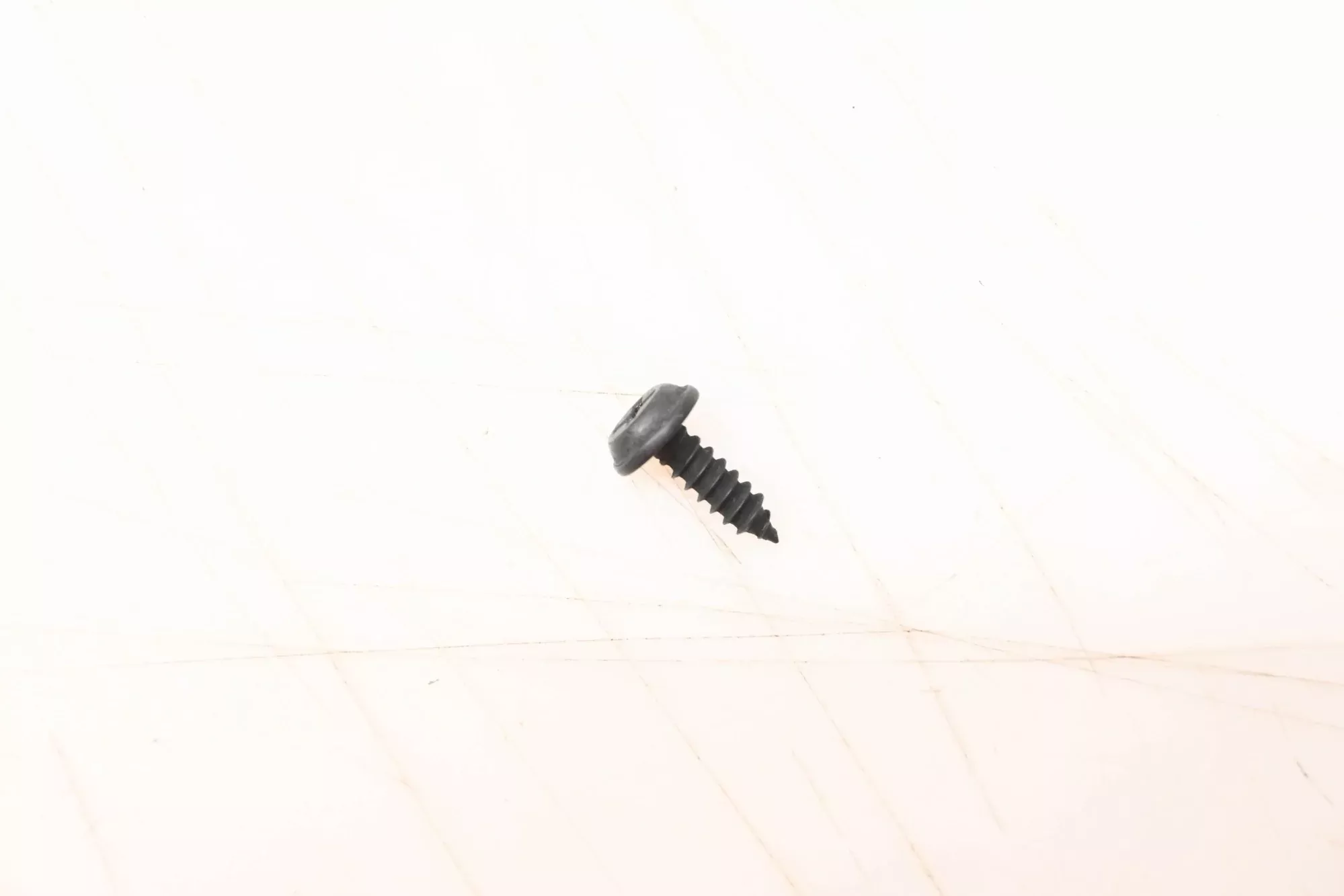New OEM Ford F7UZ-1660108-HH Screw NOS
