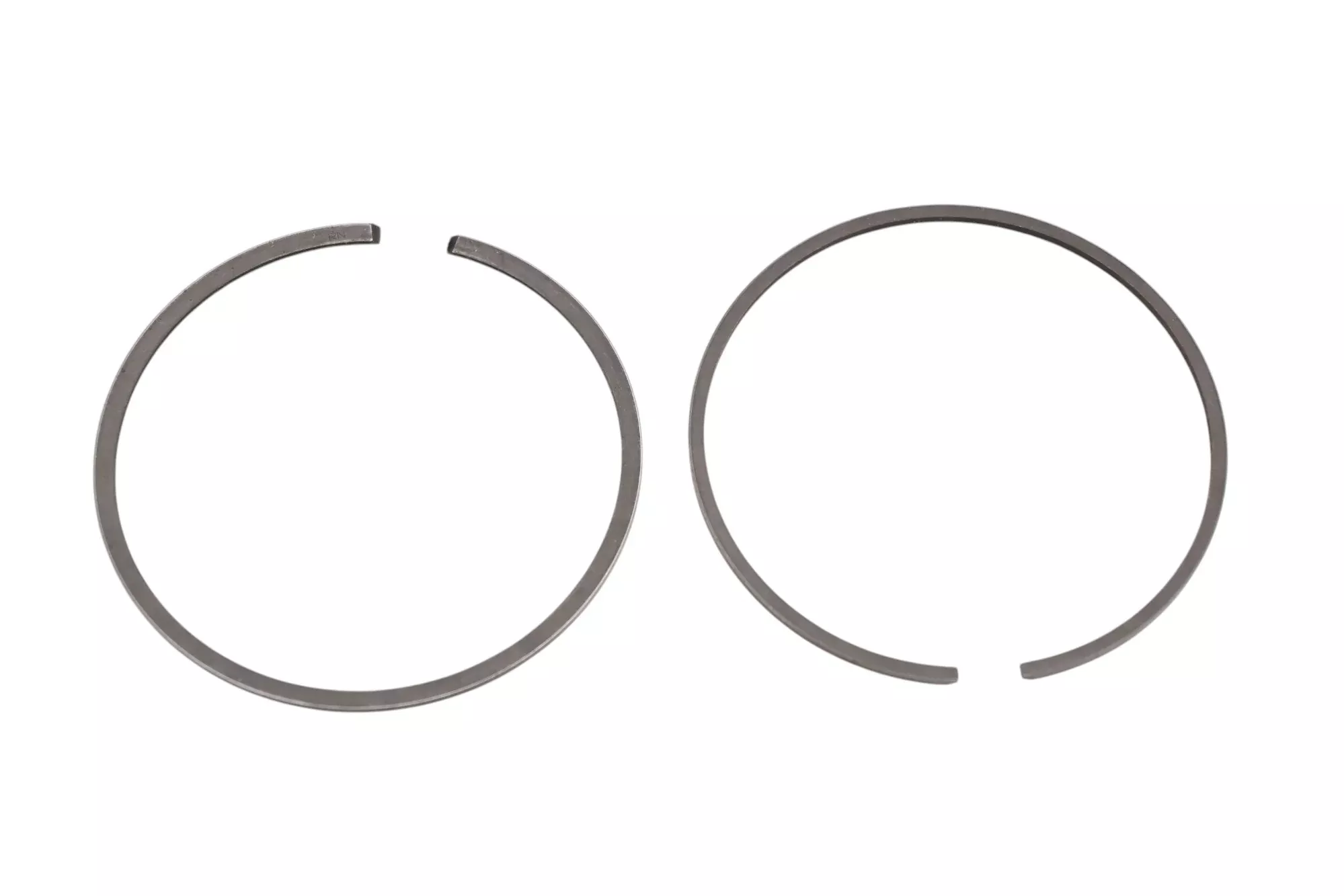 New OEM Yamaha 1M1-11610-00-00 Piston Ring Kit NOS