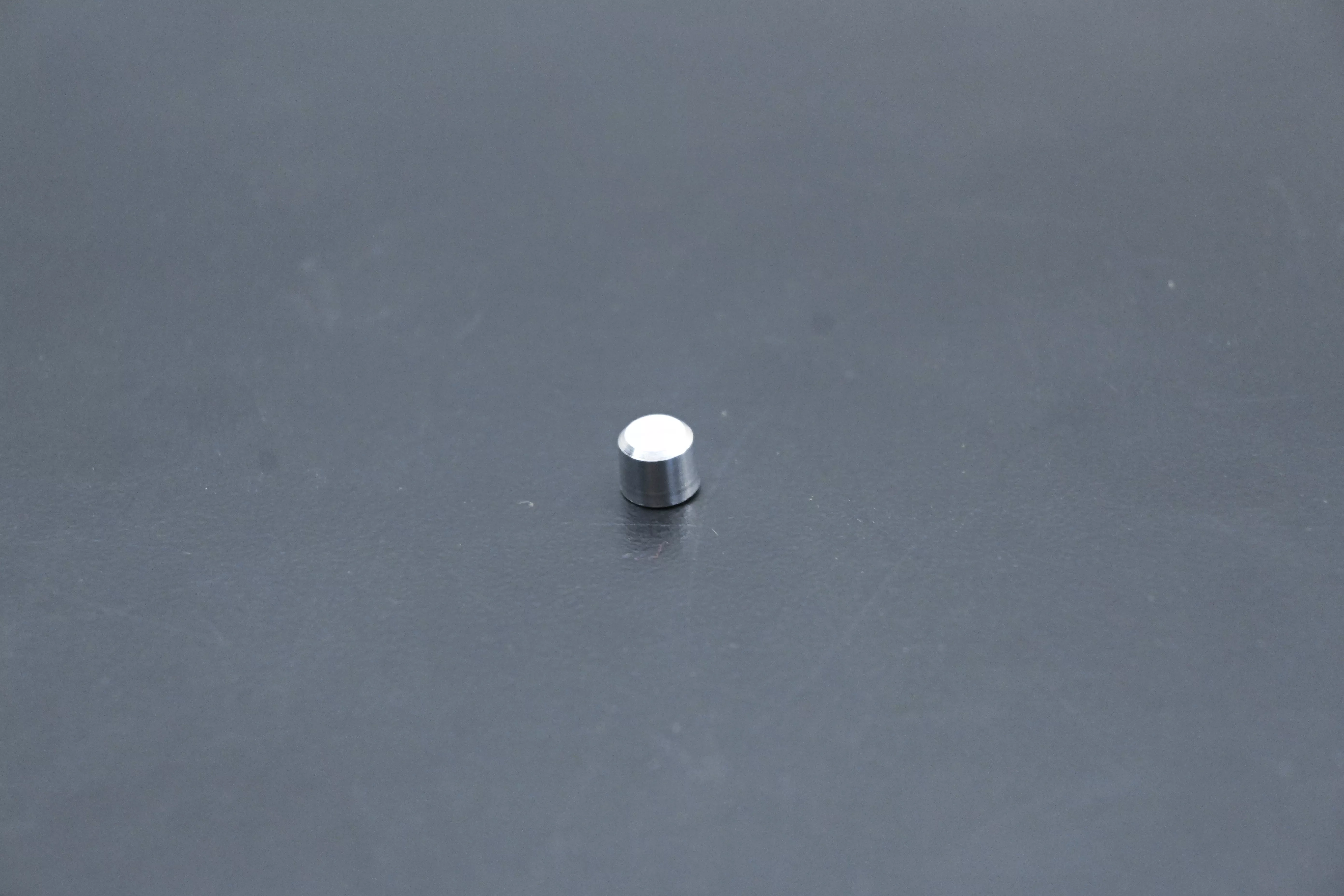 New OEM Yamaha 90336-06031-00 Taper Plug NOS