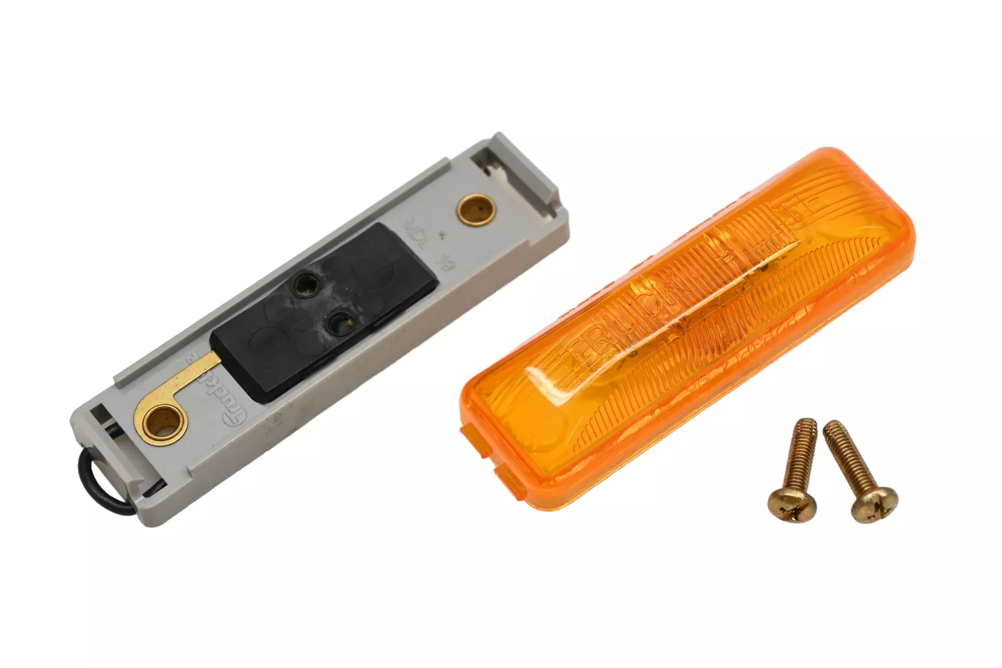 Truck-Lite 19002Y Amber Marker Lamp Kit NOS