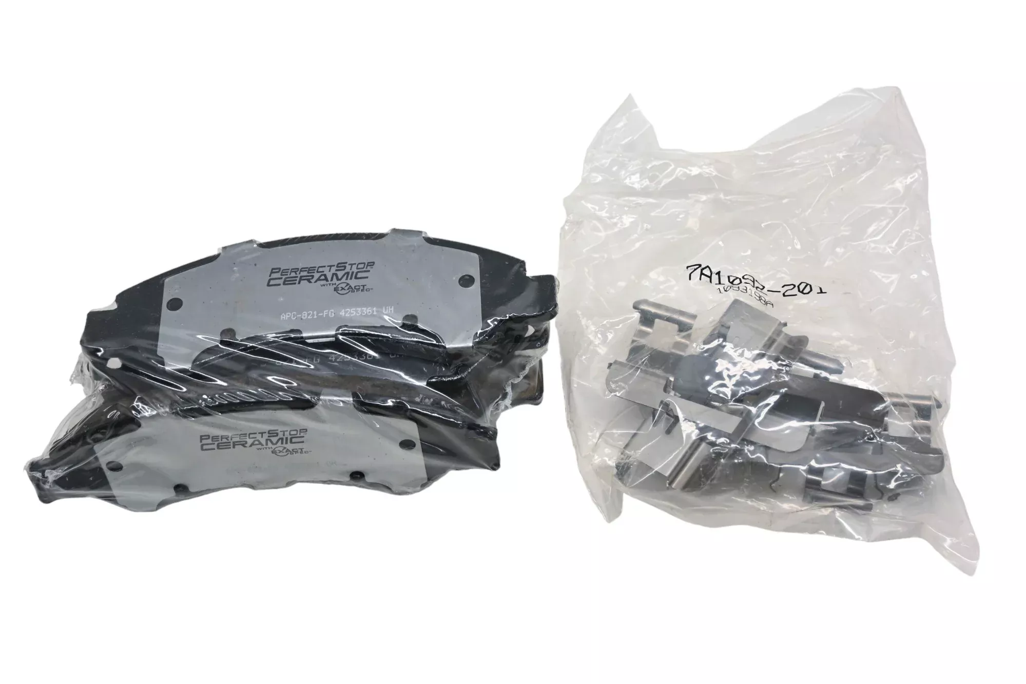 Wagner PC1092 Ceramic Brake Pad Kit NOS